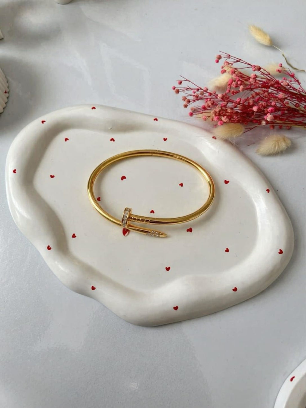 Bracelet  Clou avec des pierres