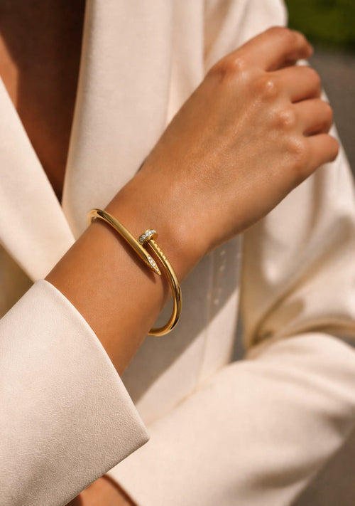 Bracelet  Clou avec des pierres